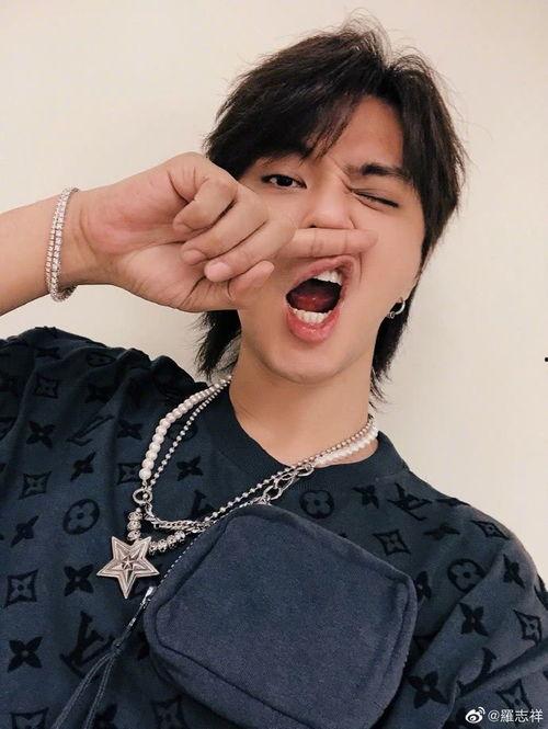 罗志祥爆料杨丞琳视频,真相背后引发热议  第3张