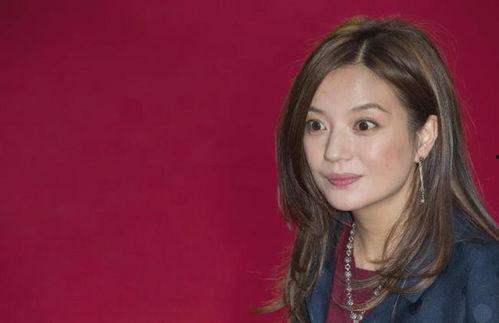 娱乐吃瓜女明星背景,那些背景神秘的吃瓜女明星 第2张 娱乐吃瓜女明星背景,那些背景神秘的吃瓜女明星 第2张